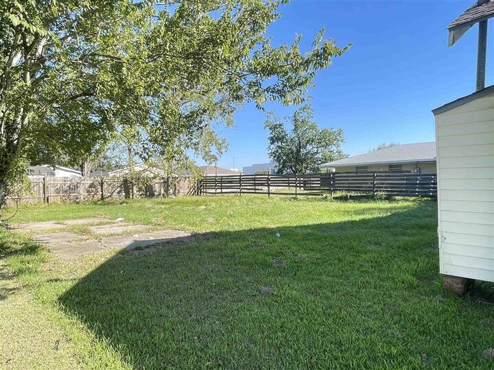 Property Photo: 2915 Creole Street LA