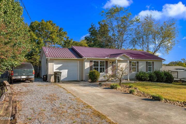 Property Photo: 344 Economy Circle TN 37725