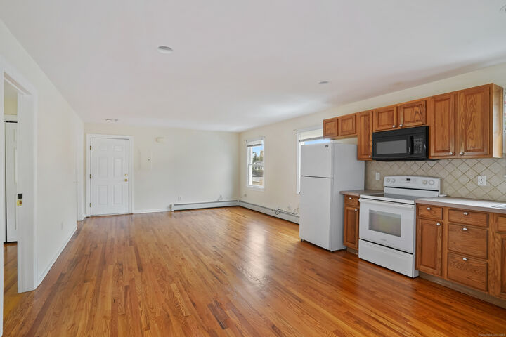 Property Photo: 59 Harbor Street 2 CT 06902
