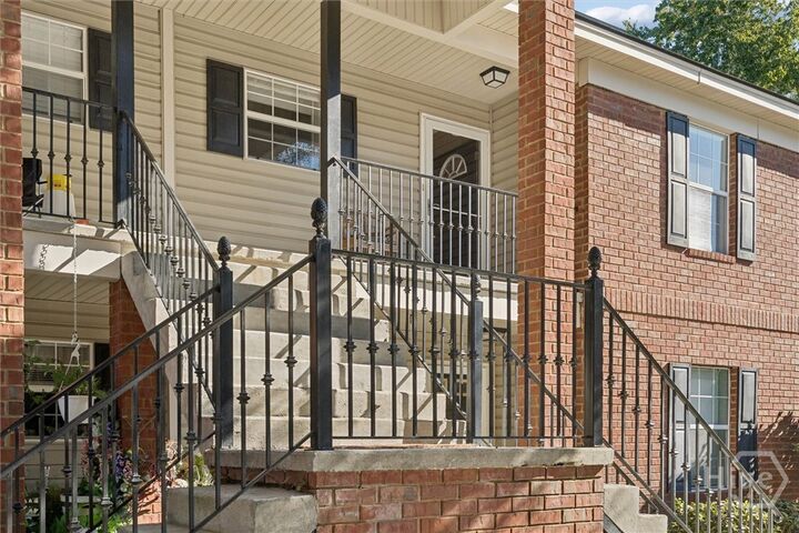 Property Photo: 211 Edgewater Road GA 31406