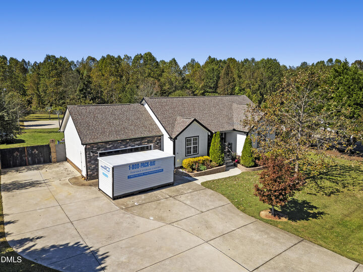 Property Photo: 39 Majestic Lane NC 27520