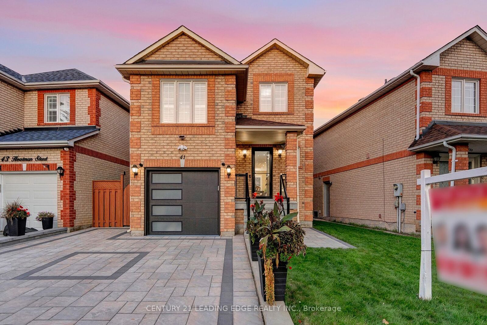 Property Photo: 41 Horstman Street ON L3S 4G4