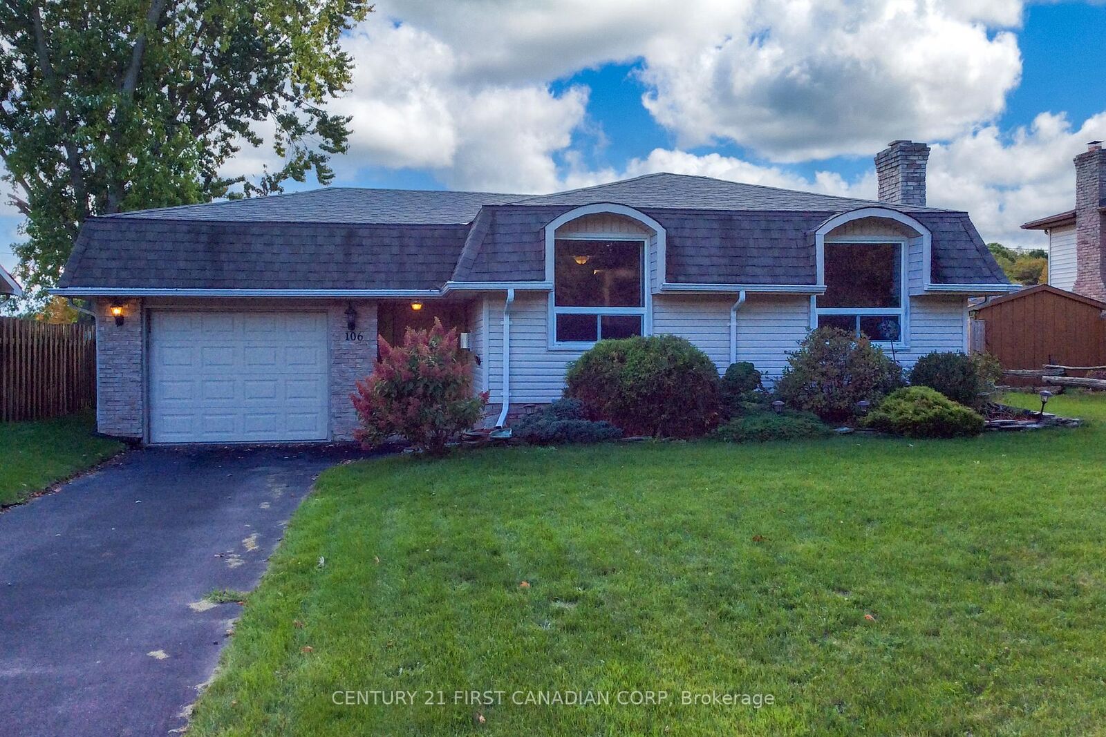 Property Photo: 106 Angelo Drive ON N0L 2P0