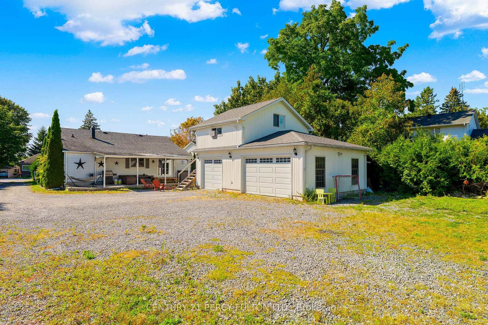 Photo de la propriété: 117 Scugog Street ON L1C 3J3