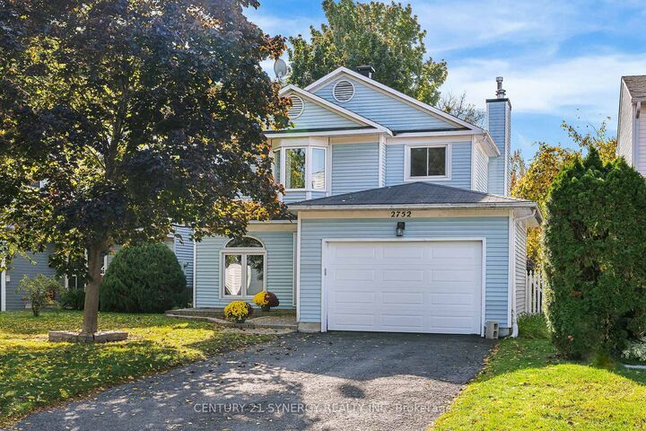 Photo de la propriété: 2752 Wyldewood Street W ON K1T 2S4