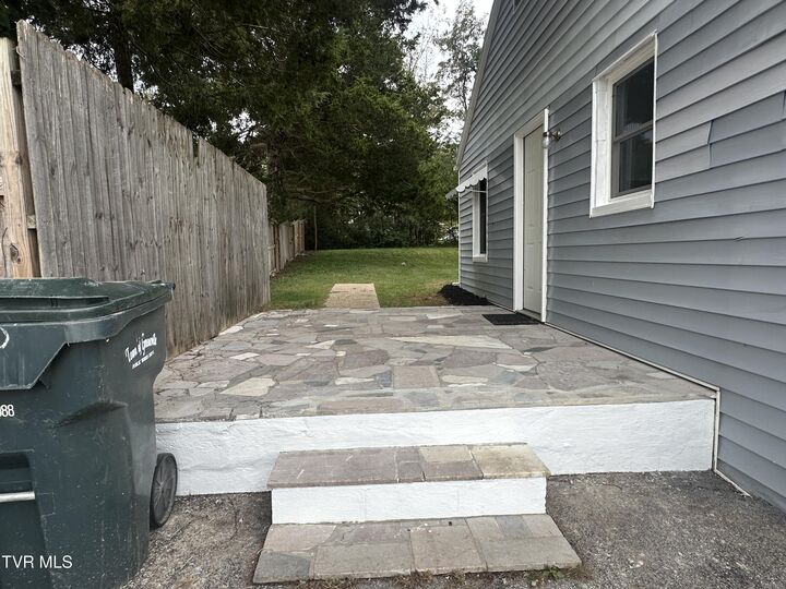 Property Photo: 1127 Forest Street TN 37743