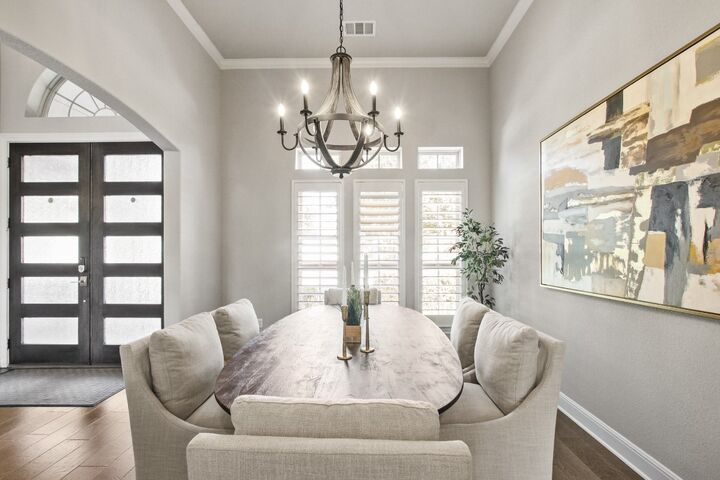 Property Photo:  320 Mary Elise Way  TX 78737 