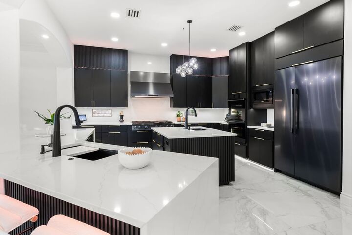 Property Photo: 2404 University Club Drive TX 78732
