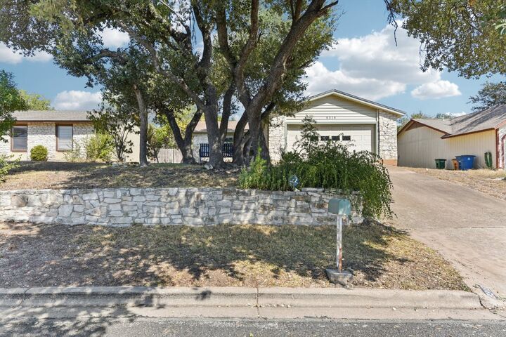 Property Photo: 8318 Gallatin Drive TX 78736