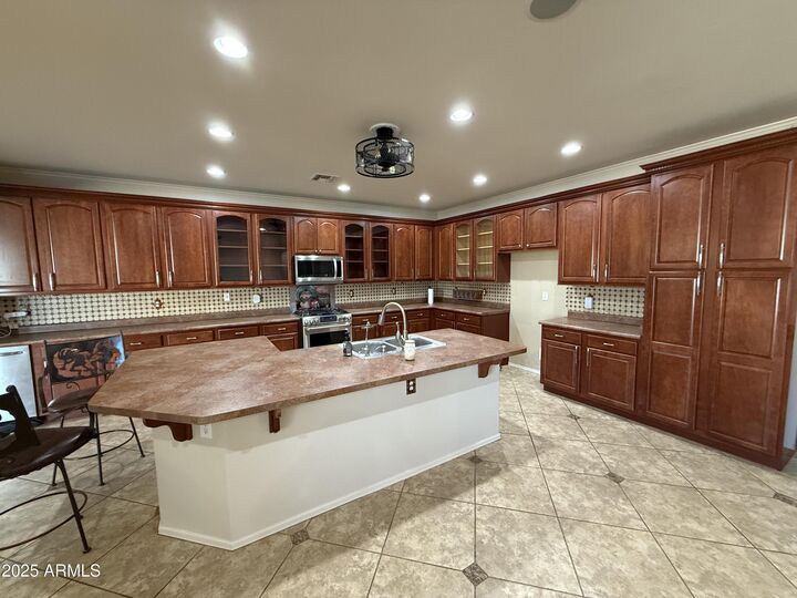 Property Photo: 5422 W Samantha Way AZ 85339