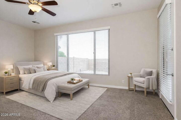 Property Photo: 718 W Twin Peaks Parkway AZ 85143