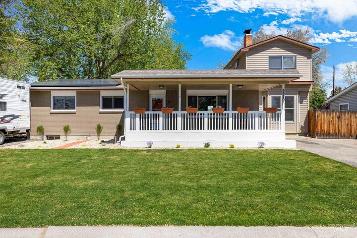 3510 Lassen  Boise ID 83703-4737 photo