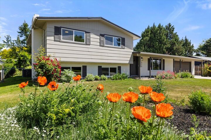 8320 W Wyndham Lane  Boise ID 83704 photo
