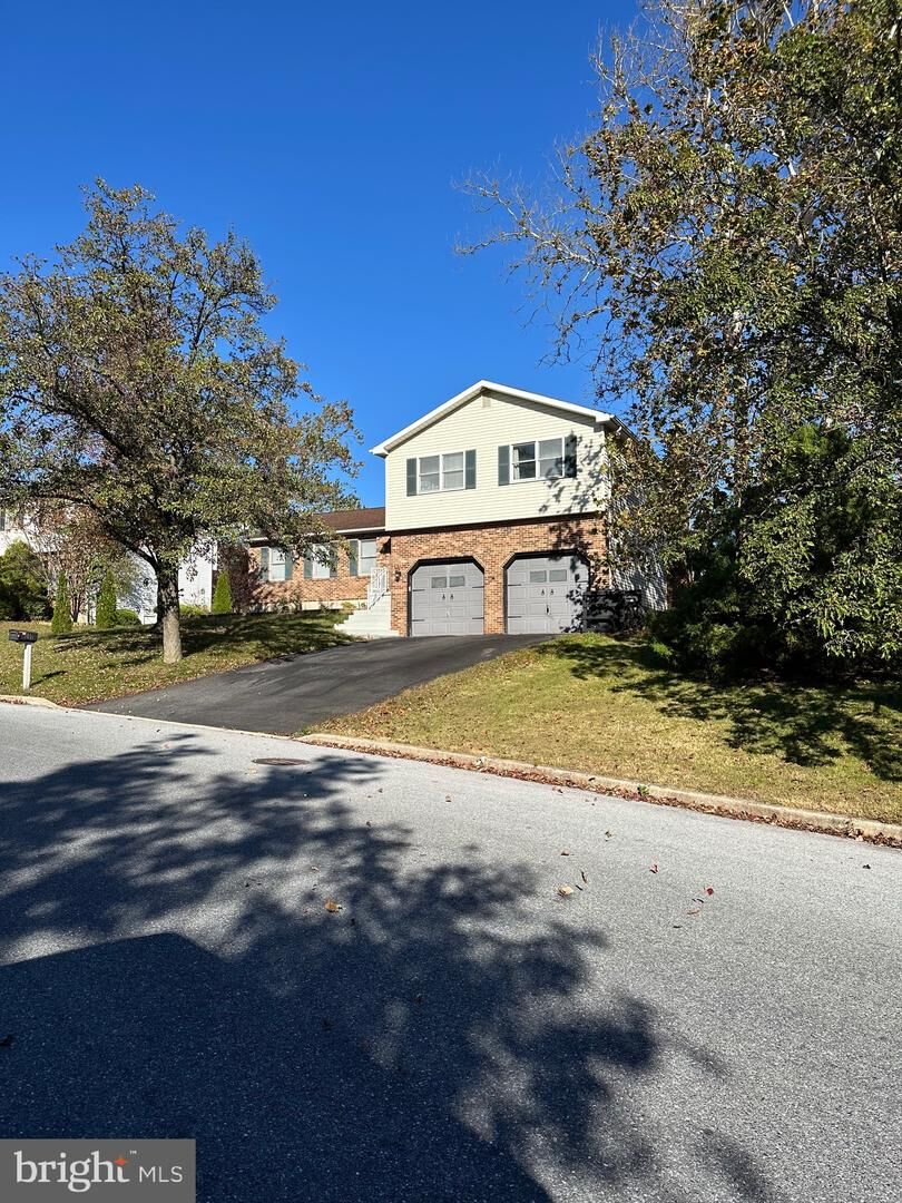 Property Photo: 207 Lincoln Drive PA 19606
