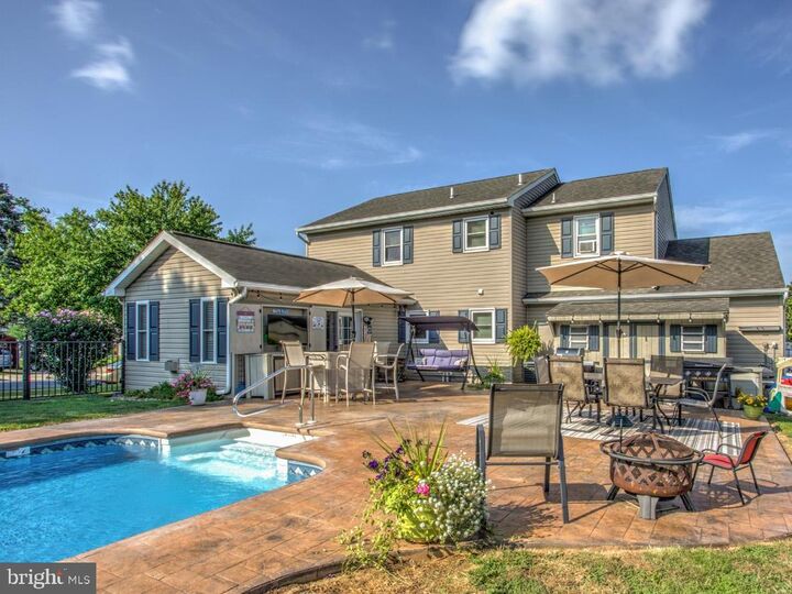 2 Brookfield Road  Lititz PA 17543 photo