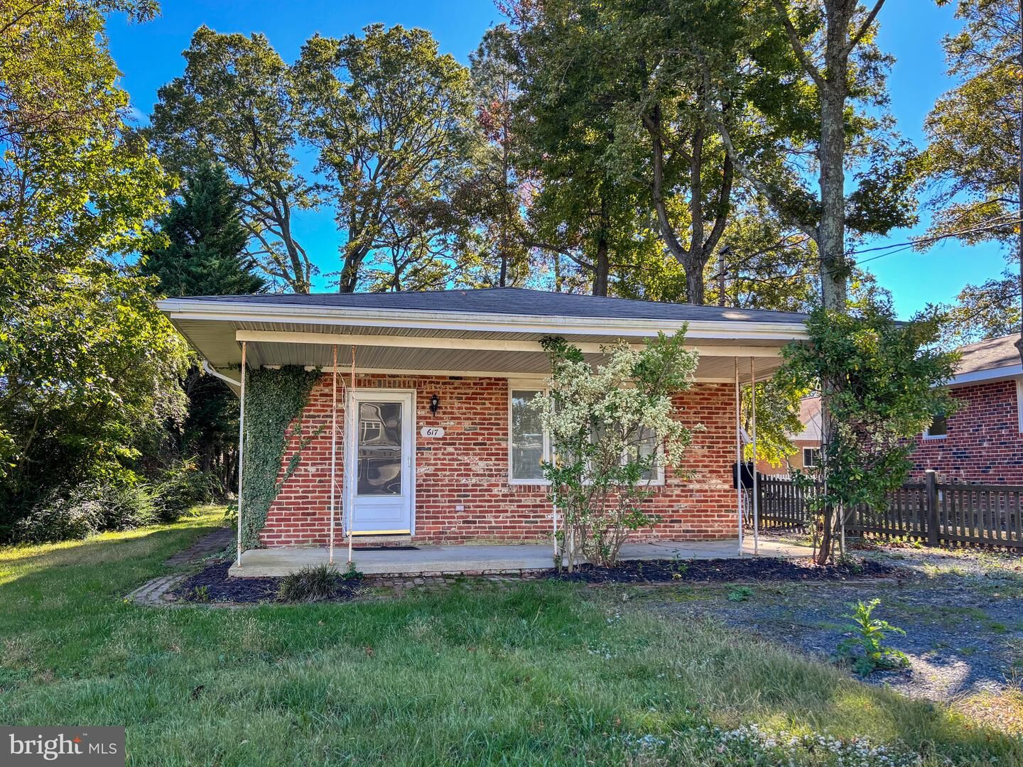 Property Photo:  617 Walnut Avenue  MD 20714 