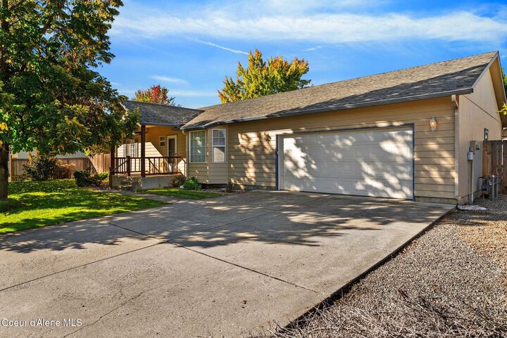 8419 N Cloverleaf Drive  Hayden ID 83835 photo