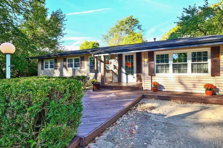 Property Photo: 389 Timrick Place OH 45050