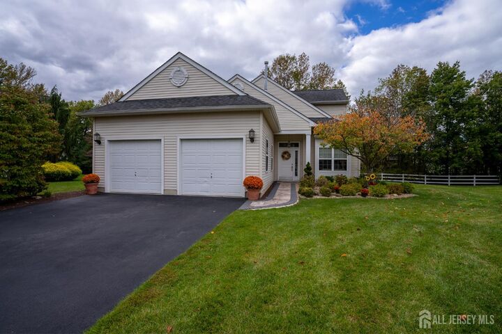 107 Fontaine Court  Monroe NJ 08831 photo