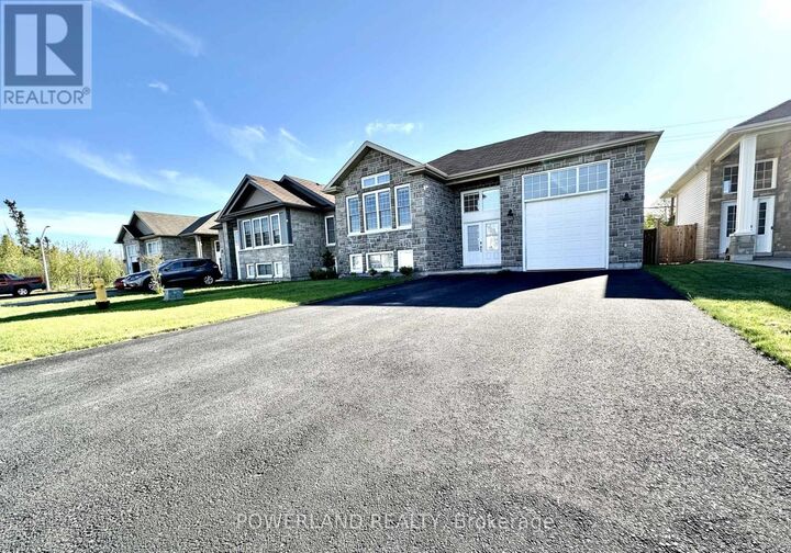 21 Brookland Drive  North Bay (Ferris) ON P1A 0A1 photo