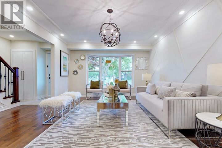 Property Photo: 757 Huntingwood Drive ON M1T 2L3