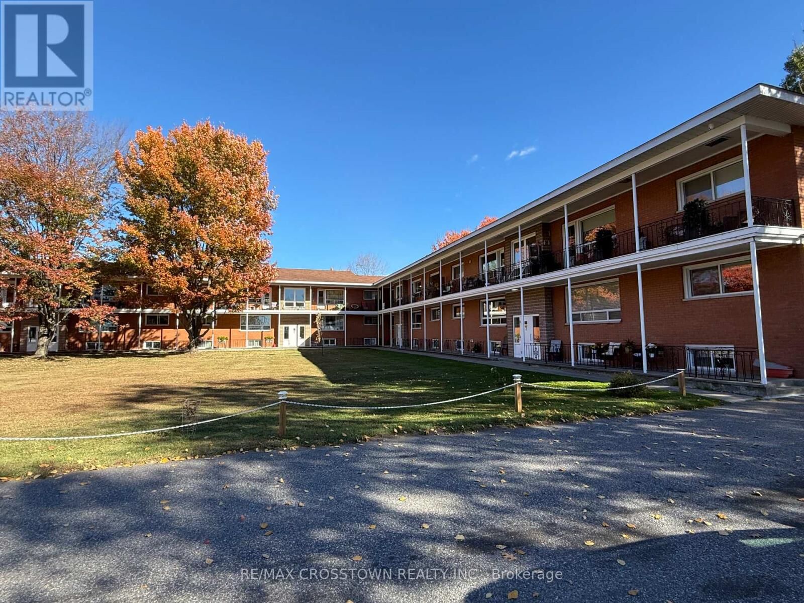 Property Photo:  40 Judge Avenue B12  ON P1A 1B4