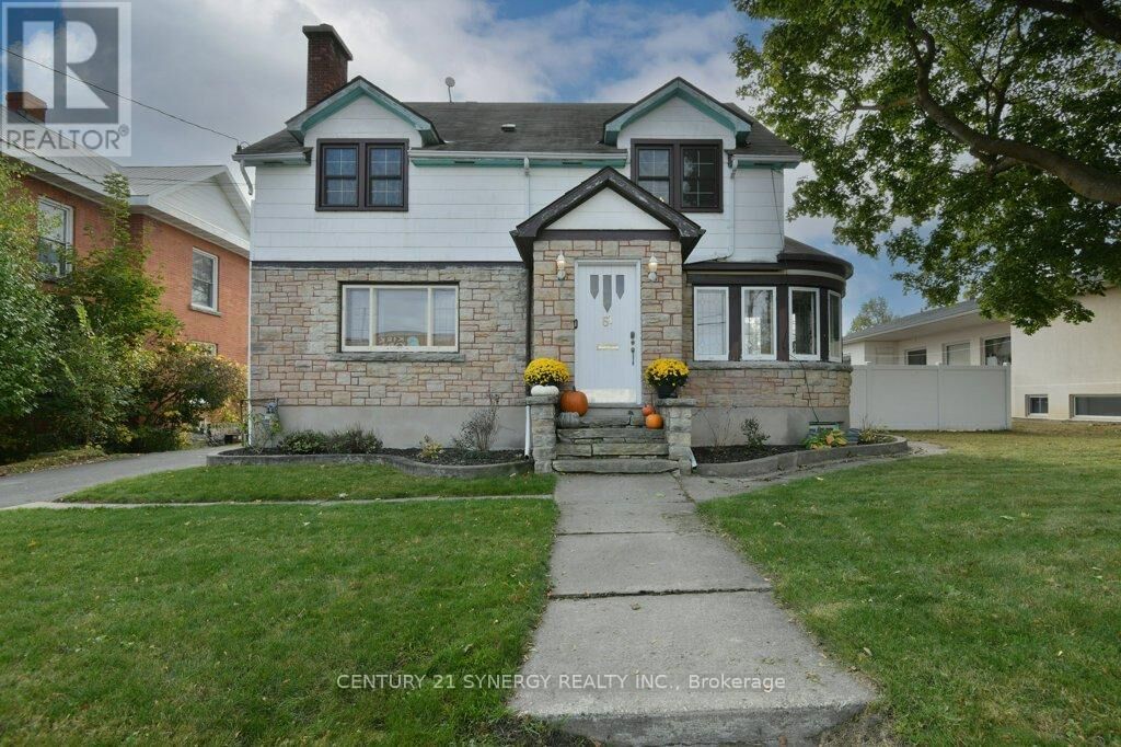 Property Photo: 61 Daniel Street North ON K7S 2K6