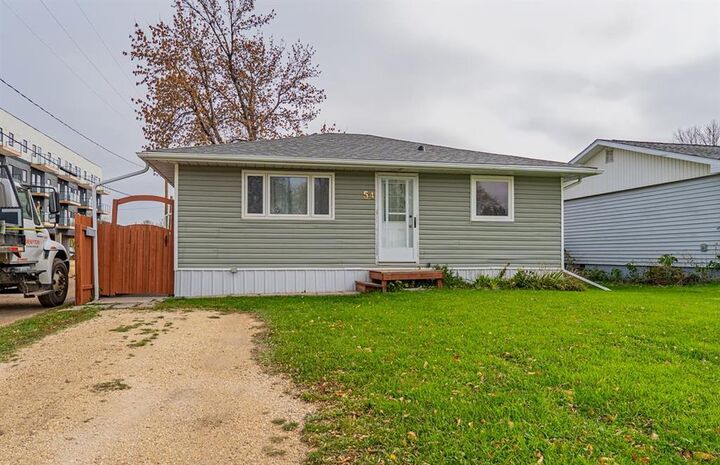 54 16th Street Southwest  Portage La Prairie MB R1N 2W4 photo