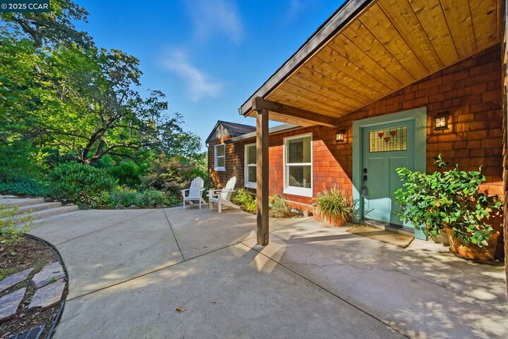 Property Photo: 3665 Boyer Cir CA 94549