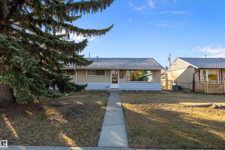 13711 133 Avenue NW  Edmonton AB T5L 3T3 photo