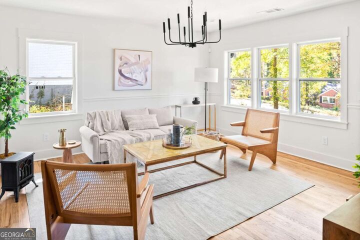 Property Photo:  1834 Hillsdale Drive  GA 30032 