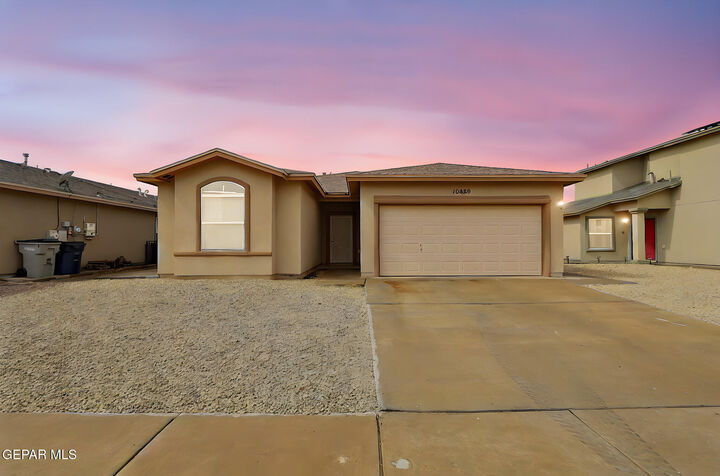 Property Photo: 10429 Silvercloud Drive TX 79924