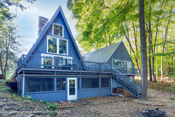 Property Photo: 1686 Herrity Lane MI 48846