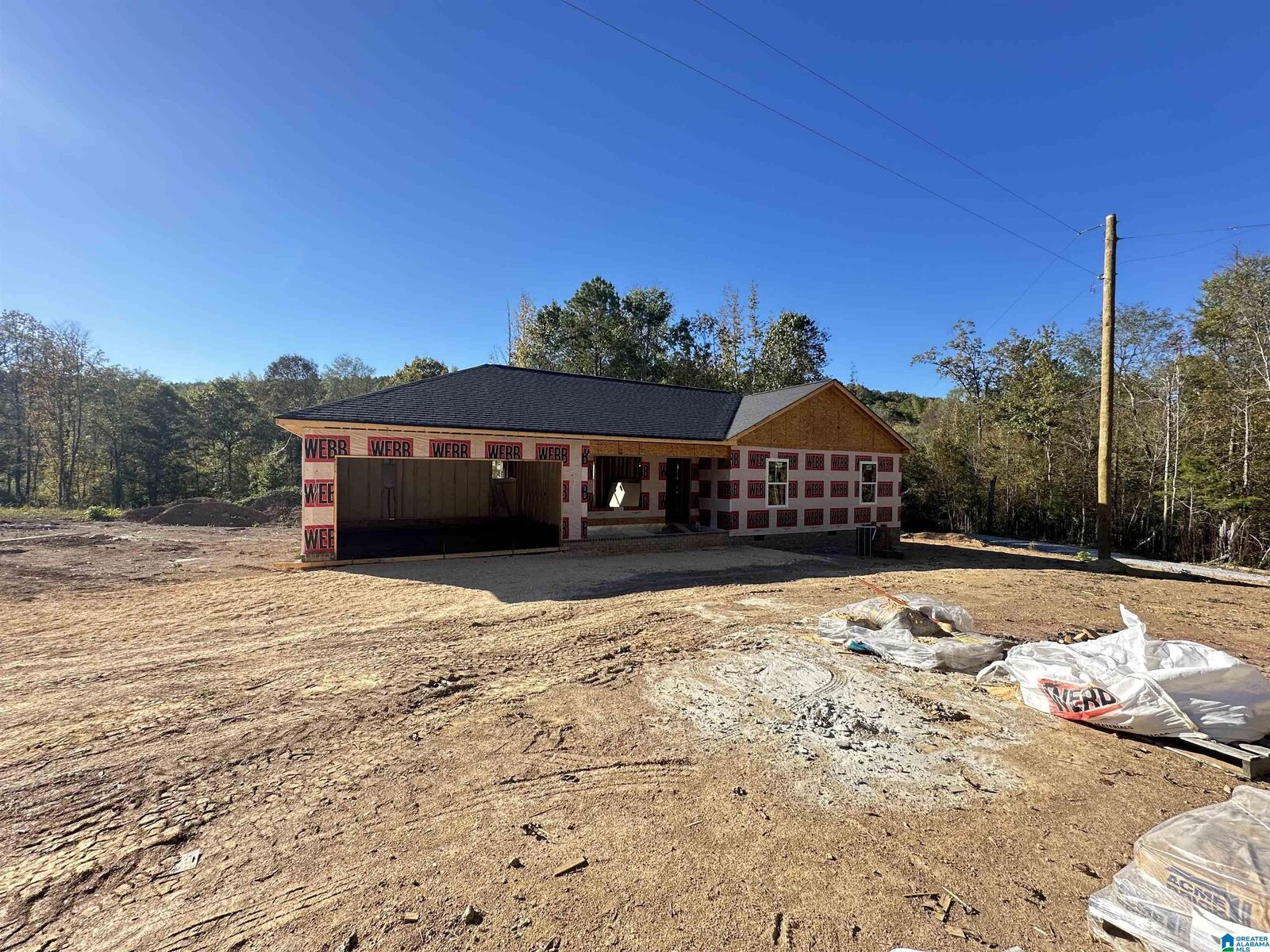 Property Photo: 8215 Boiling Springs Road AL 36271