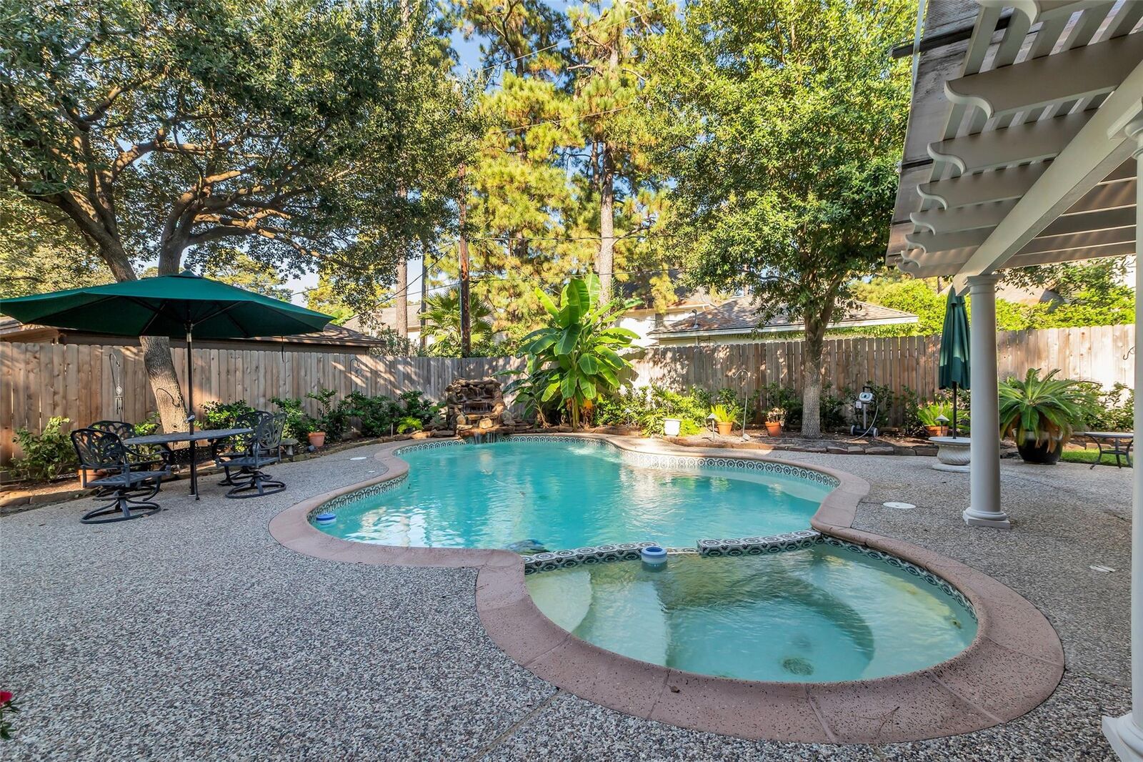 Property Photo: 5514 Ashmere Lane TX 77379