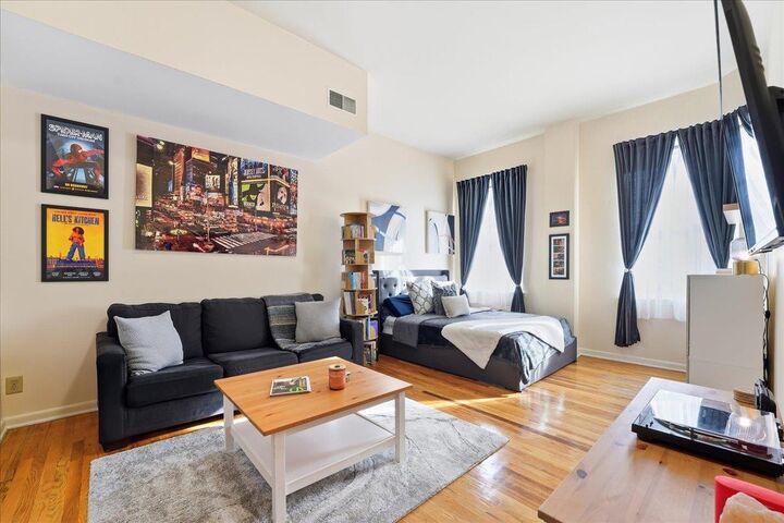 Property Photo: 186 Wayne St 214D NJ 07302