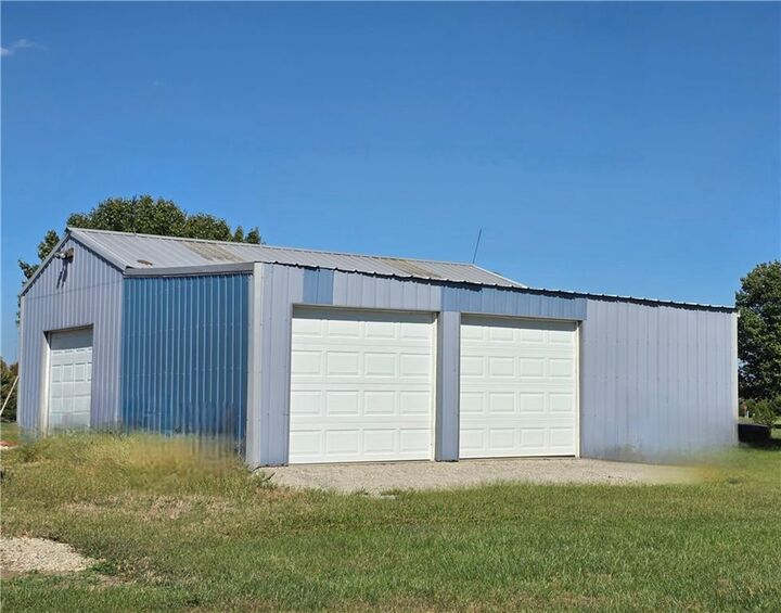Property Photo:  5805 Jaymar Circle  KS 66053 