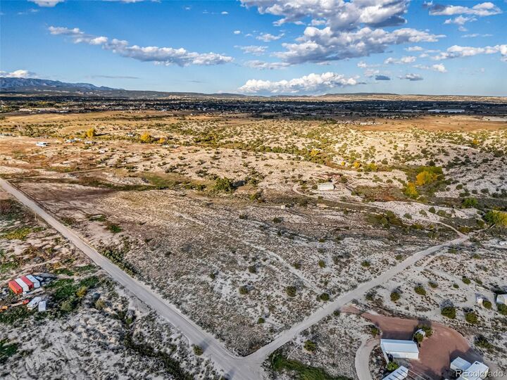 Property Photo: 1374 C St CO 81240