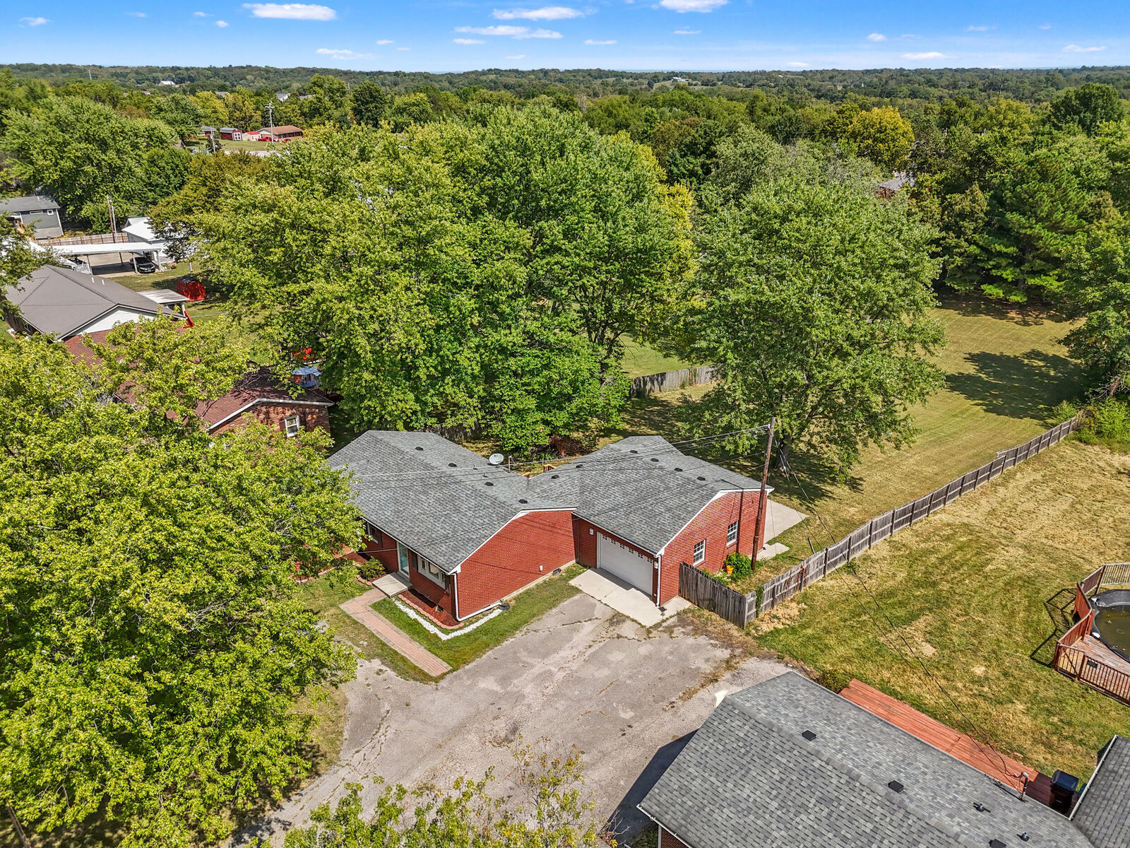 Property Photo:  2495 Cincinnati Road  KY 40324 