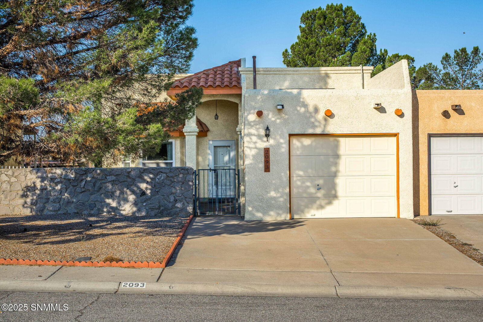 Property Photo: 2093 Pine Needle Way NM 88012