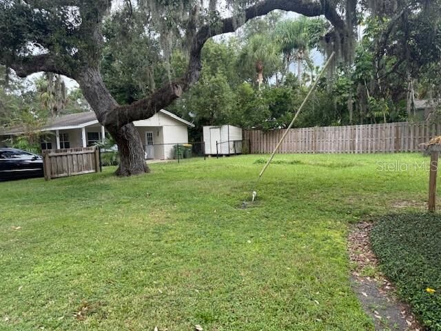 Property Photo: 1905 S Jefferson Avenue FL 34239
