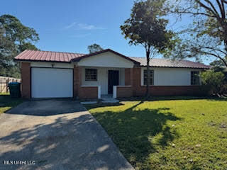 Property Photo: 2612 San Lorenzo Street MS 39553