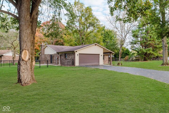 Property Photo: 2404 Postmaster Lane IN 46140