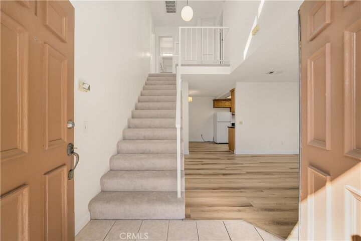 Property Photo:  1901 Vine Street 1  CA 91801 