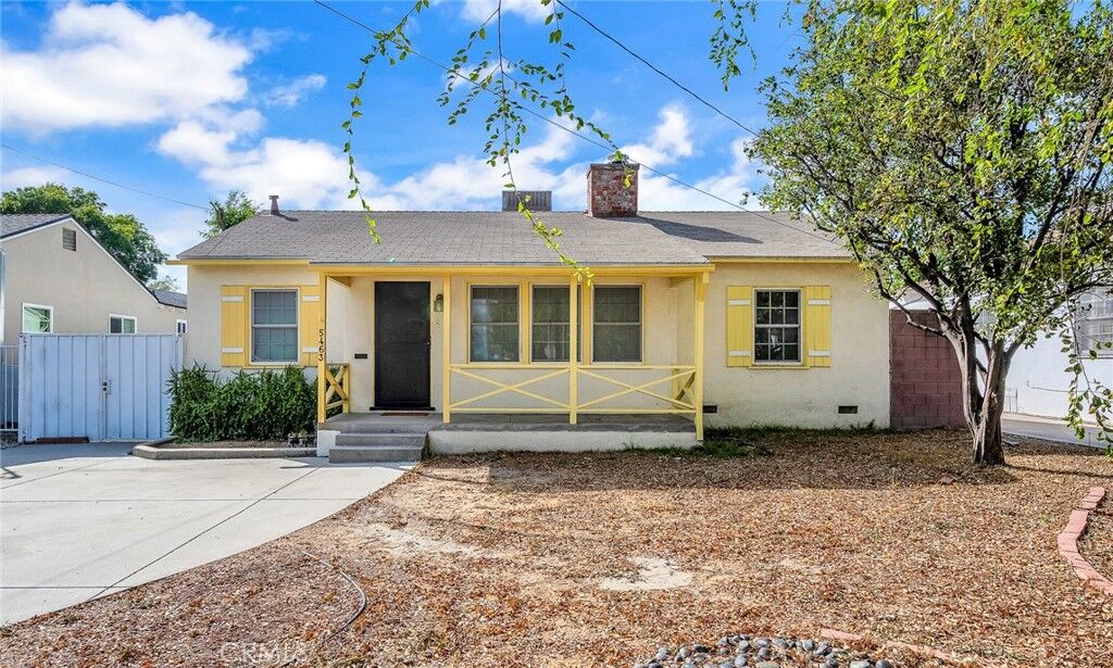 Property Photo: 5463 Beck CA 91601