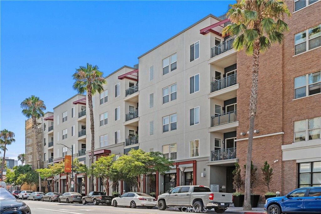 Property Photo: 300 E 4th Street 205 CA 90802