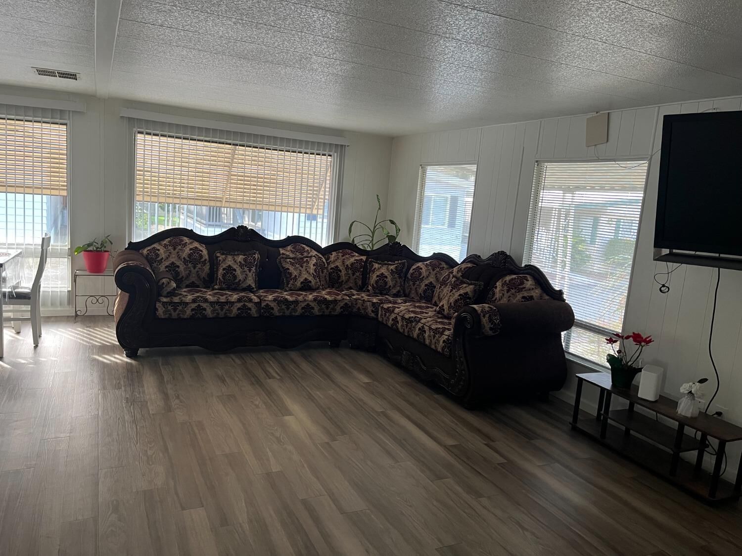 Property Photo:  5040 Jackson St 106  CA 95660 