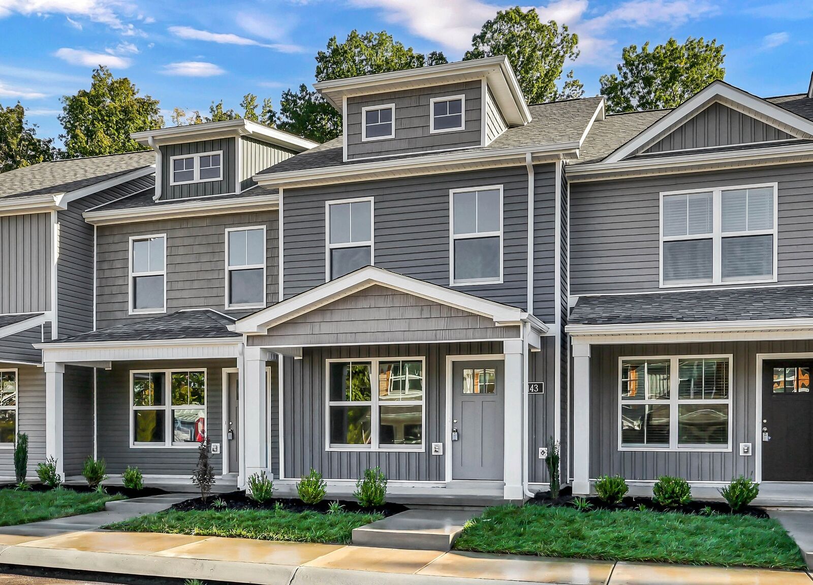 Property Photo:  143 Quarry Point Dr  TN 37043 