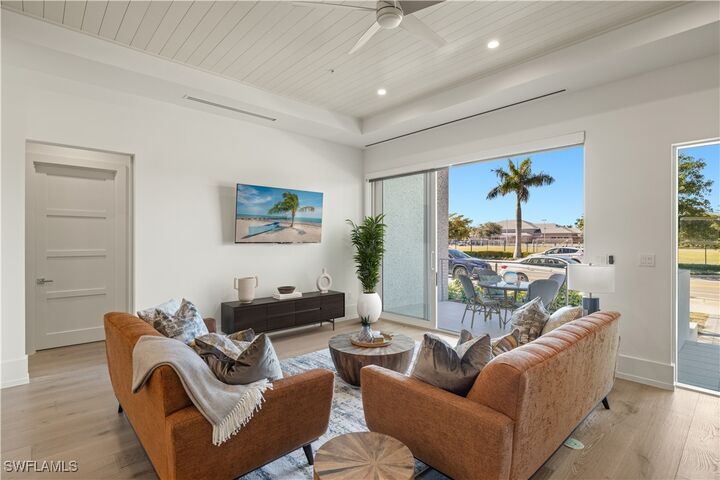 201 8th St S 104  Naples FL 34102 photo