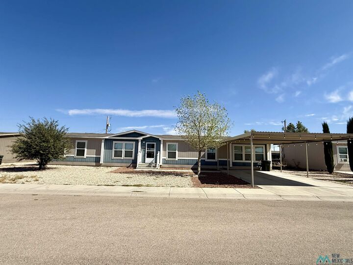 Property Photo:  4214 Redbud Street  NM 88220-8996